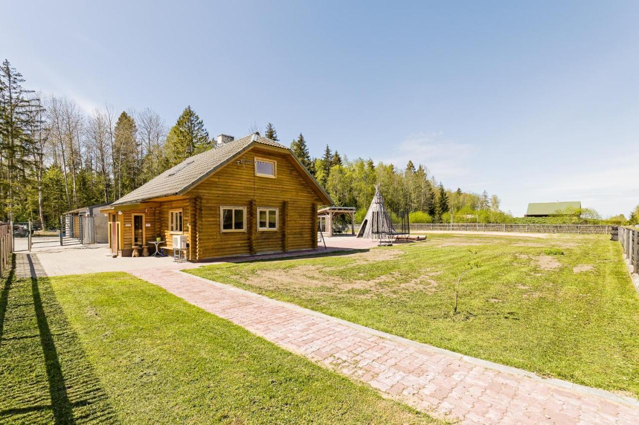 Kajamaa Holiday Home Saku Exterior foto
