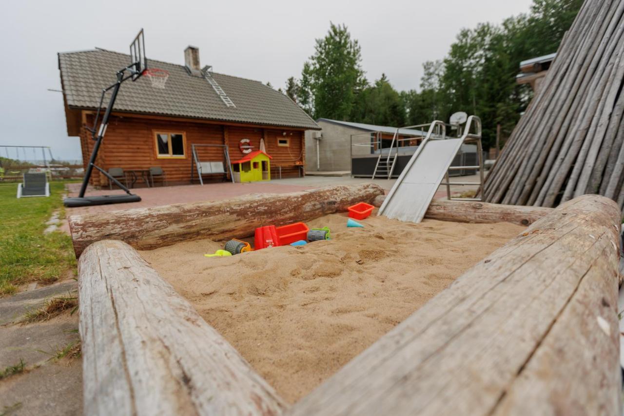 Kajamaa Holiday Home Saku Exterior foto
